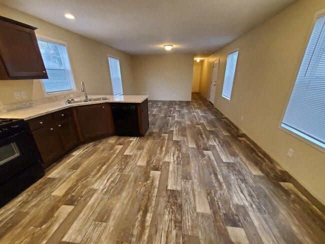 Photo - 9 Hummingbird Dr