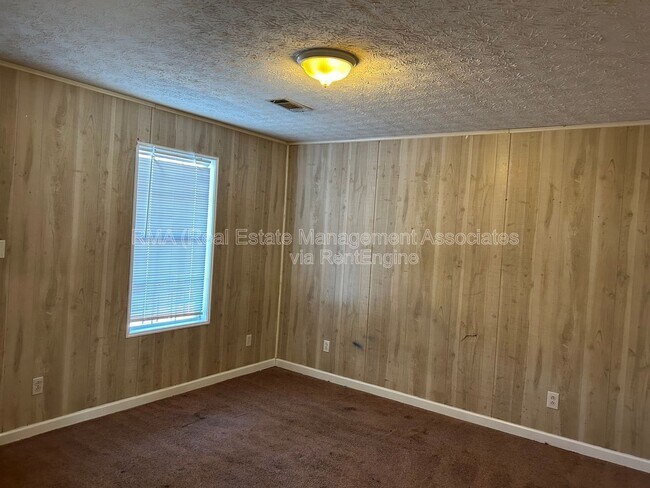 Photo - 543 N 9th St Unit B