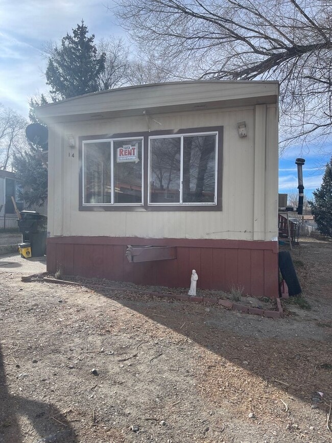 Building Photo - Singlewide trailer