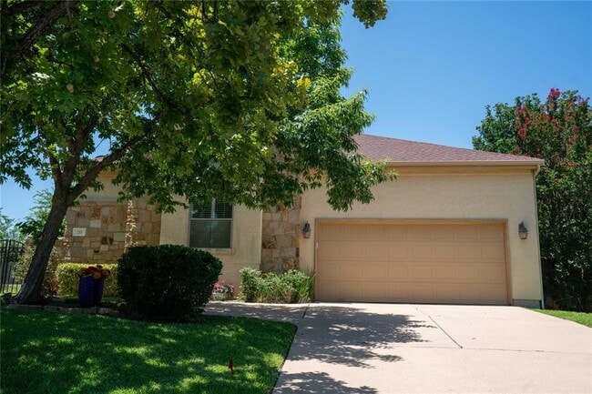 Photo - 210 Rivulet Ln