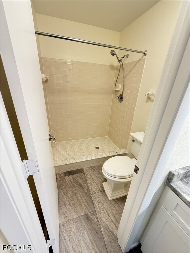 17426 Birchwood Ln Unit 6