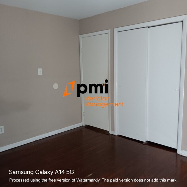 Photo - Headline
Cozy 2-Bedroom Duplex in the Hear...