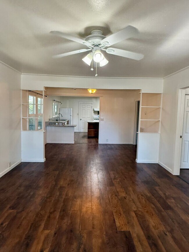 Photo - 3 Bedroom 1 Bath House!