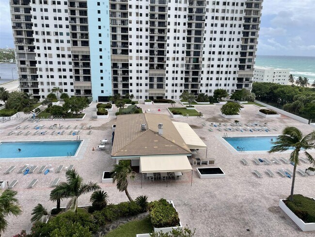 Photo - 1201 S Ocean Dr Unidad 1107S