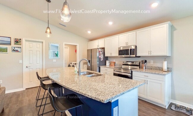 Photo - EXCEPTIONAL 3 BEDROOM/2 BATH HOME PLUS LARGE FENCED YARD! LONG TERM LEASE- UNFURNISHED!