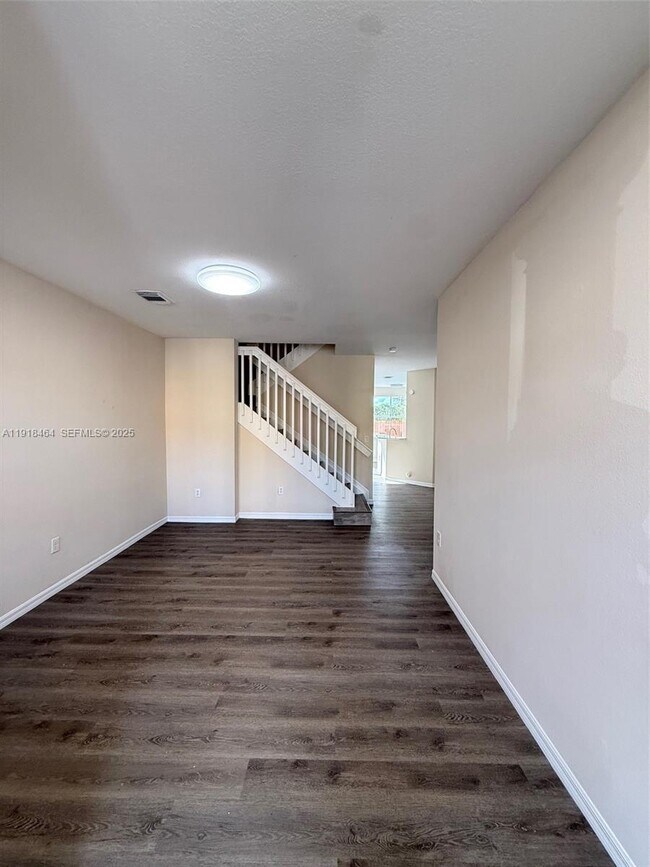 Photo - 8528 SW 166th Pl