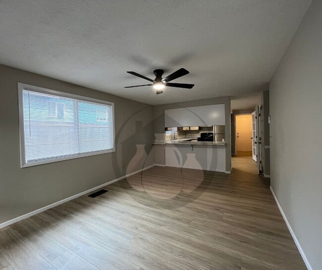 Photo - Single Level House-S Salem. Ready to Move ...