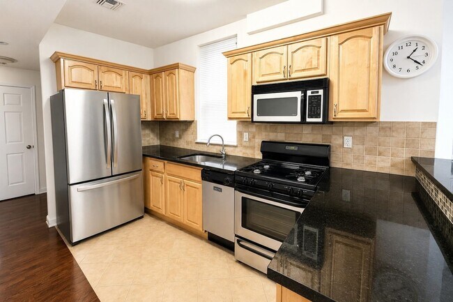 395 2nd St Unidad 3R (302)