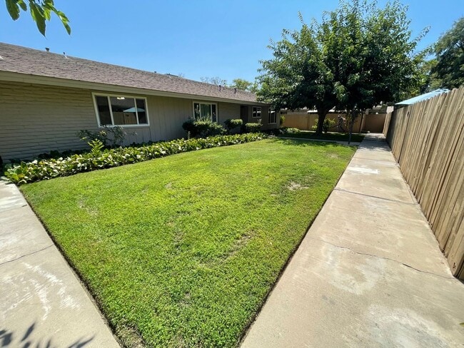 Photo - 3 bedroom single story condo!