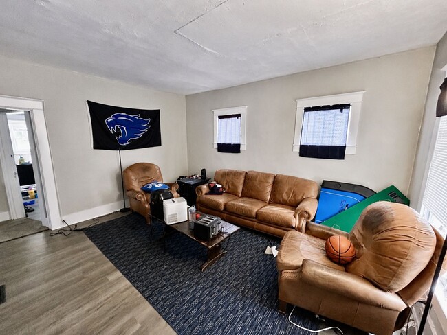 Photo - 119 Westwood Dr