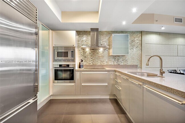 Photo - 18201 Collins Ave Unit 1507