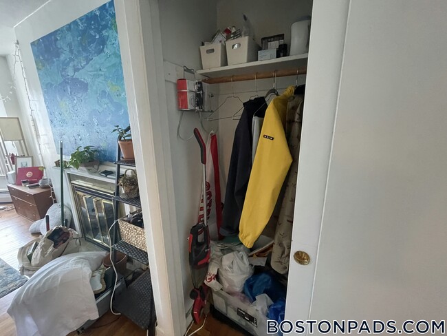 Photo - 922 Beacon St Unit 31