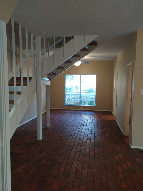 Photo - 7618 Village Trail Dr