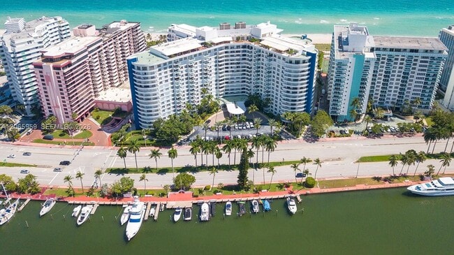 Photo - 5161 Collins Ave Unit 306