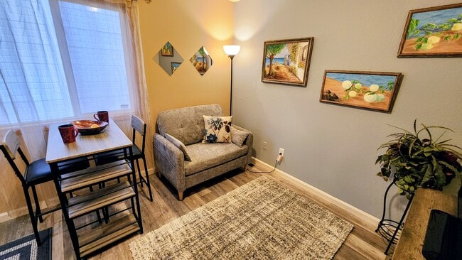 Photo - 371 Cardinal Ave