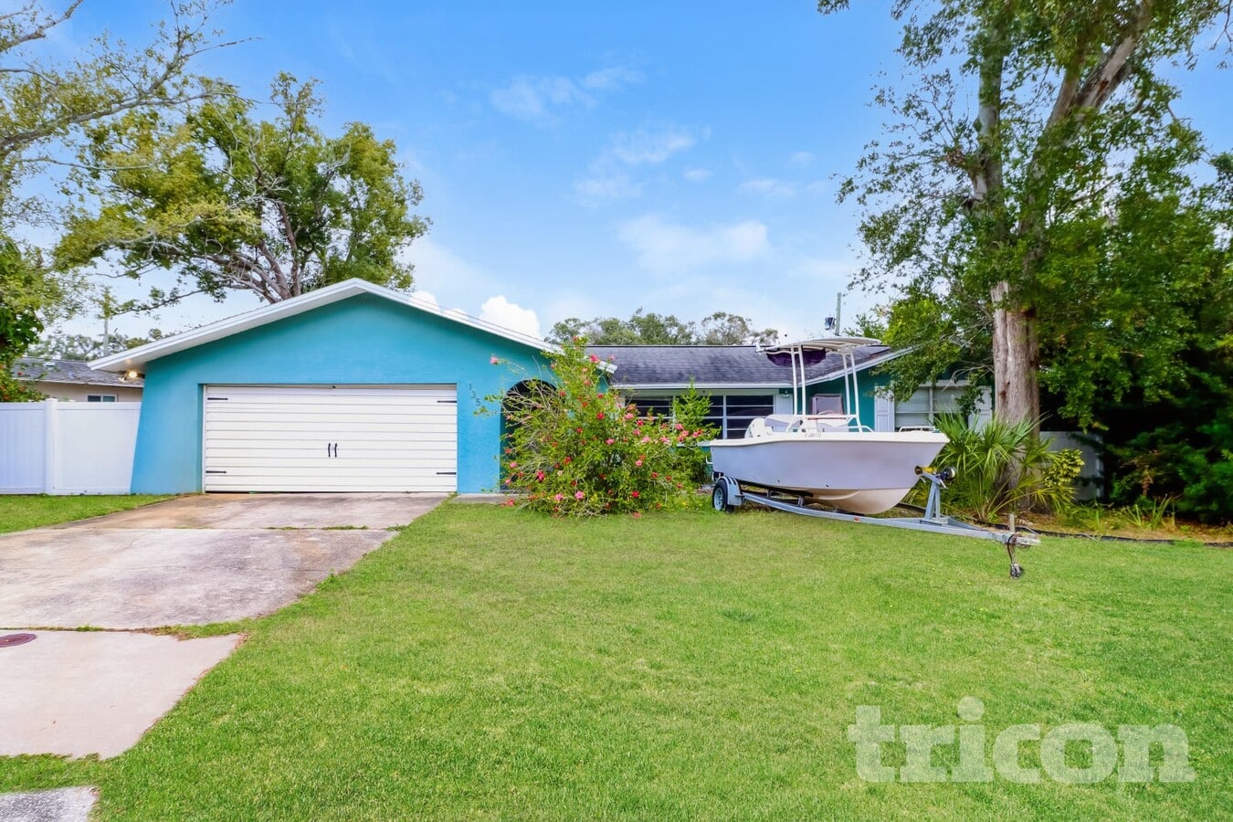 Photo - 1350 Cambridge Dr