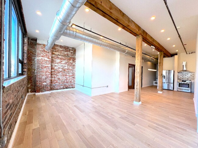 Photo - 1410 Gratiot Ave Unit #202