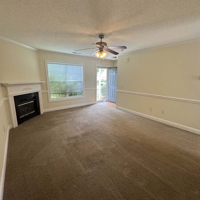 Photo - 4230 Dudleys Grant Dr