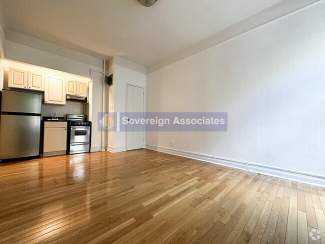 Building Photo - 936 West End Ave Rental