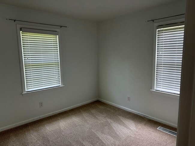 Photo - 859 Goldrock Rd