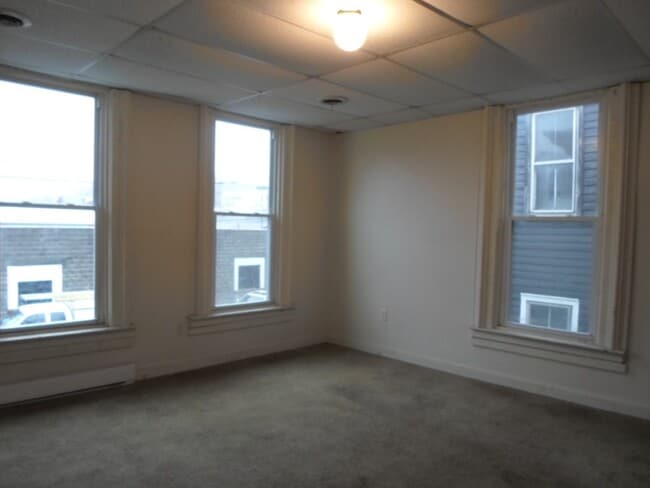 7 Burr St Unit 2