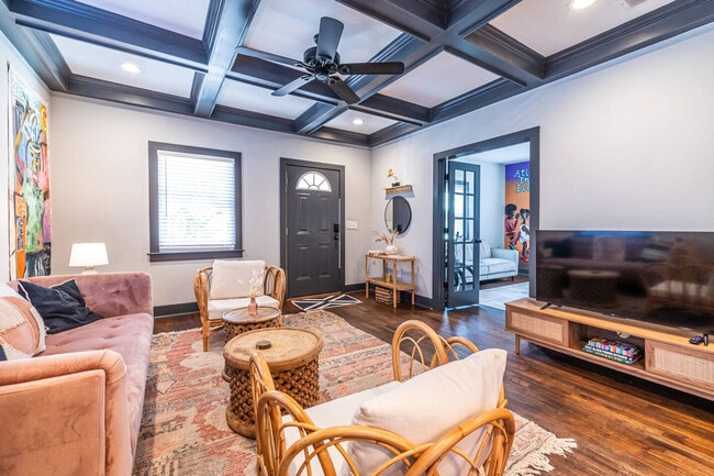 Photo - 996 Mayson Turner Rd NW Unidad ID1261330P