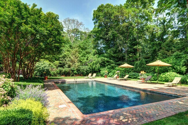 Photo - 172 Cove Hollow Rd