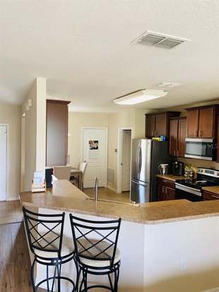 Photo - 1562 Tamarind Rd