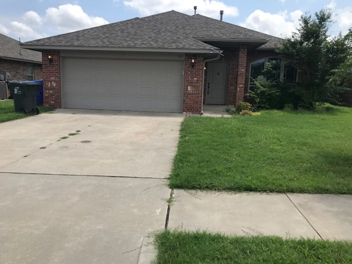 Photo - 4 BEDROOMS!  - First Month Free