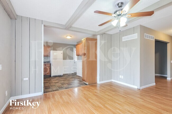 Photo - 2064 Aristocrat Dr