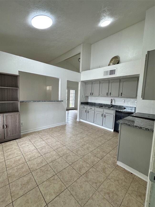 Photo - 14214 Flair Dr