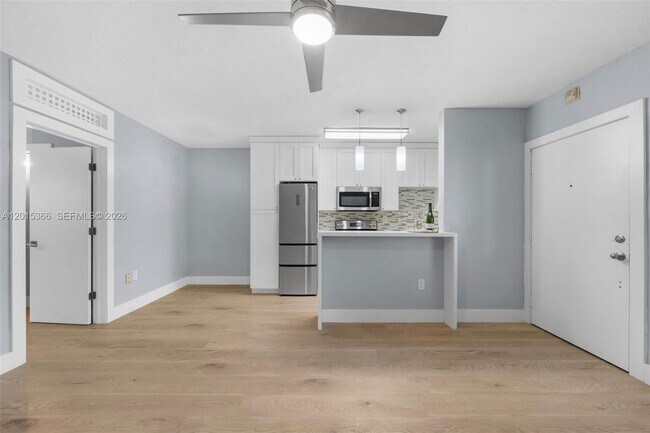 6330 SW 79th St Unit 4
