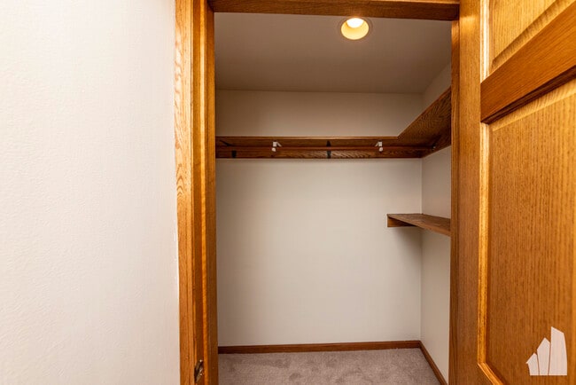 Photo - 4625 N Dover St Unidad G