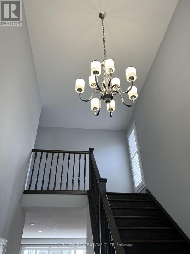 Photo - 1820 Canvas Way