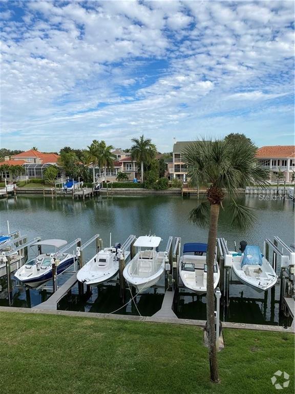 Building Photo - 1125 Pinellas Bayway S Unit 201 furnished Rental