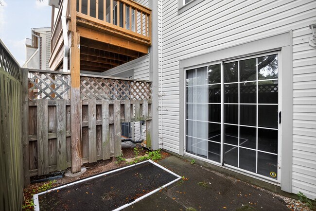 Photo - 8711 Gilly Way