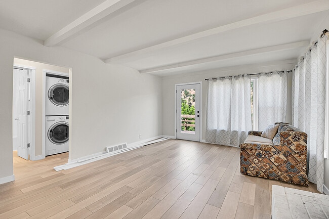 Photo - 26223 Seitz Rd