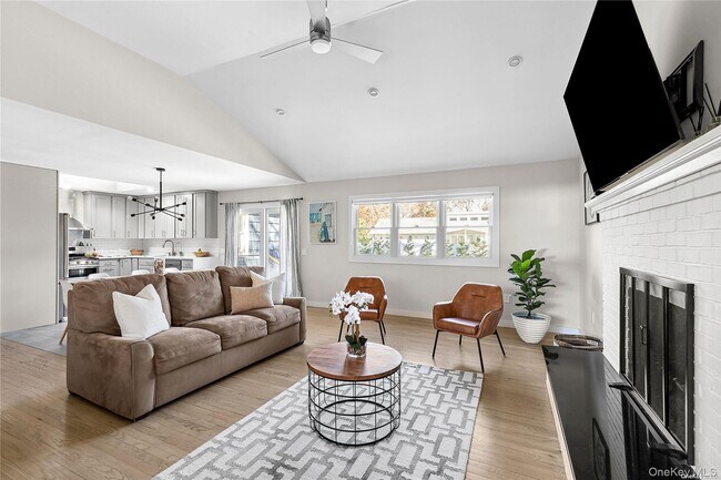 Photo - 43 Homewood Dr