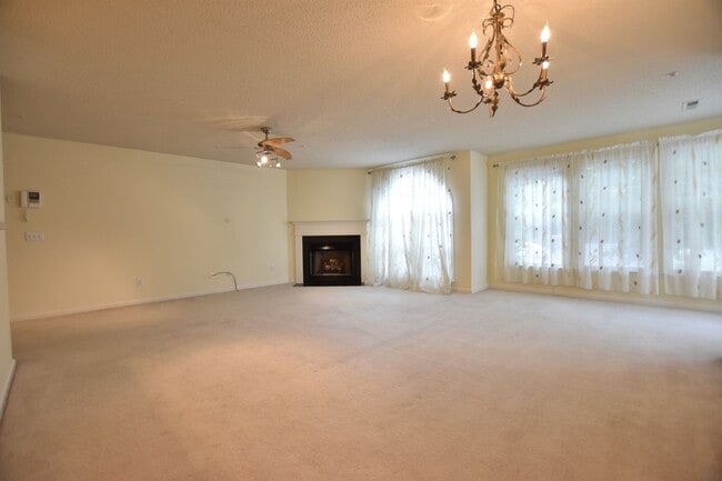 Photo - Stunning 2 bedroom/2 bath condo at Mill Pond
