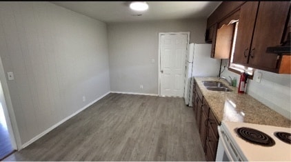 Photo - 2616 Dry Creek Dr NW