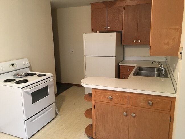 Building Photo - 4206 Valley View Rd Rental