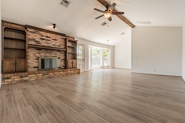 Photo - 1006 W Neptune Rd