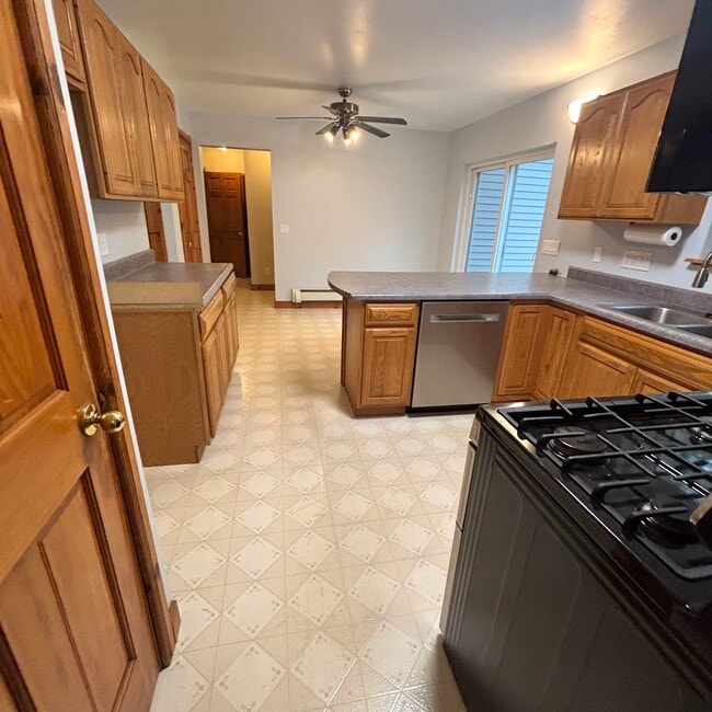 Photo - 15205 Wacousta Rd