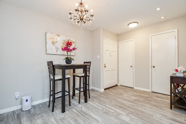 Photo - 2700 Bellefontaine St Unit A6