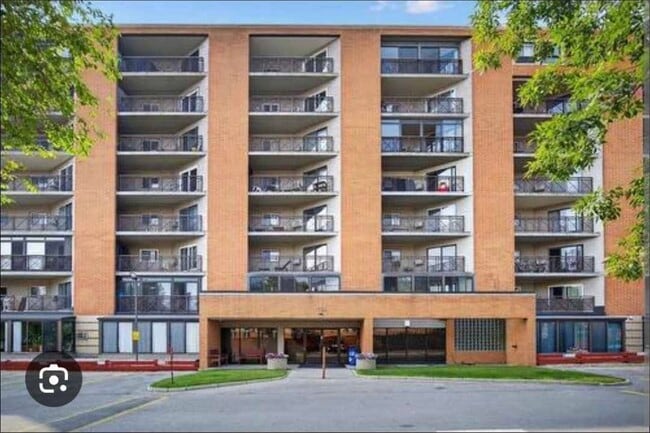 Photo - 1720 Pembina Hwy Unité 406