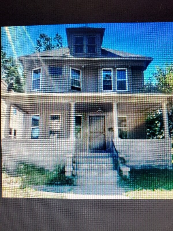 Photo - 1346 E 94th St