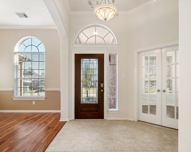 Photo - 24915 Pikecrest Dr