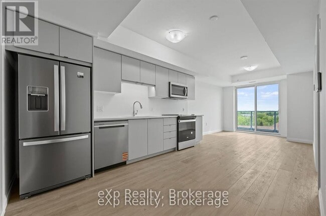 Photo - 93 Arthur St S Unit 606