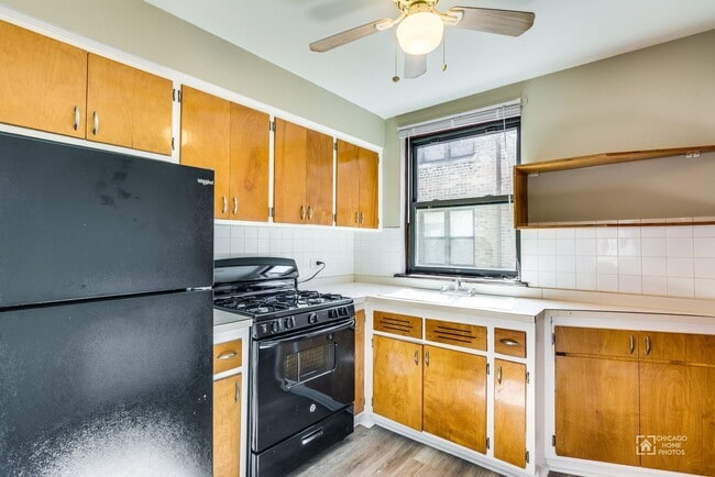 Seperate Kitchen - Winchester 7363 N Apartments