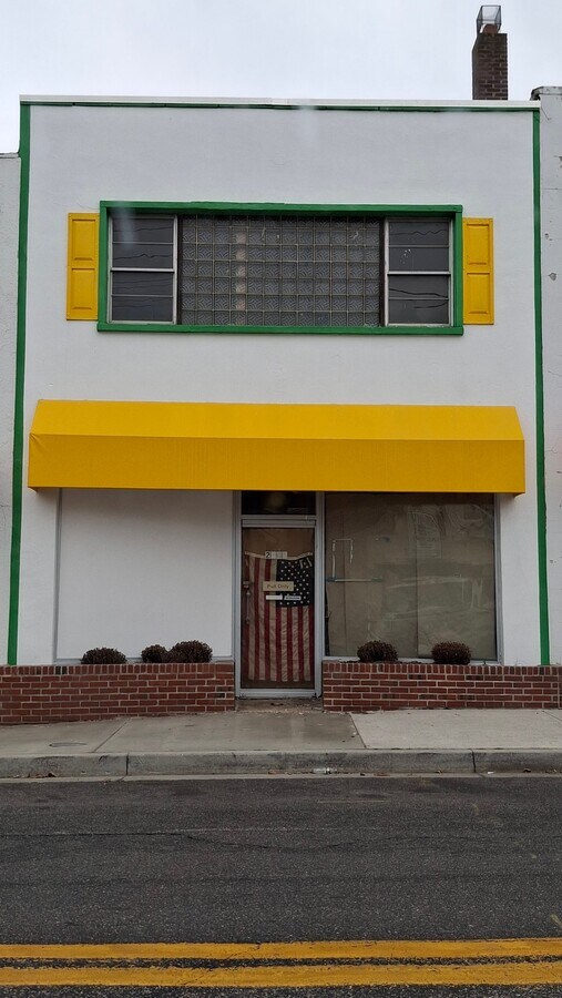 Photo - 2105a Gwynn Oak Ave